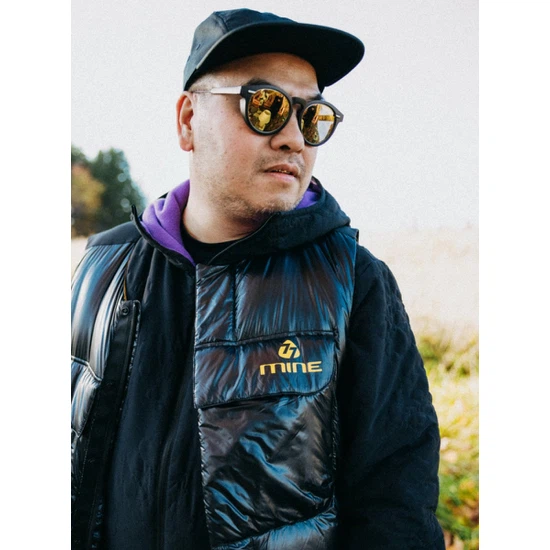 Puchowa Kamizelka Burton MINE77 (Black) FW24_1