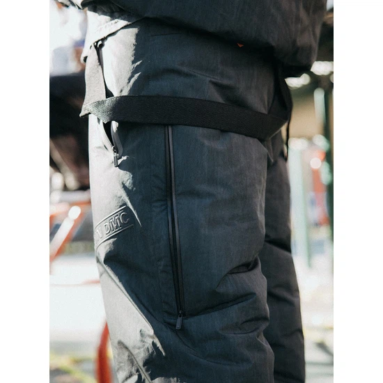 Spodnie Snowboardowe Burton MINE77 x Run DMC GORE-TEX Puffer Bib (Black Distressed Print) FW24_5 thumbnail