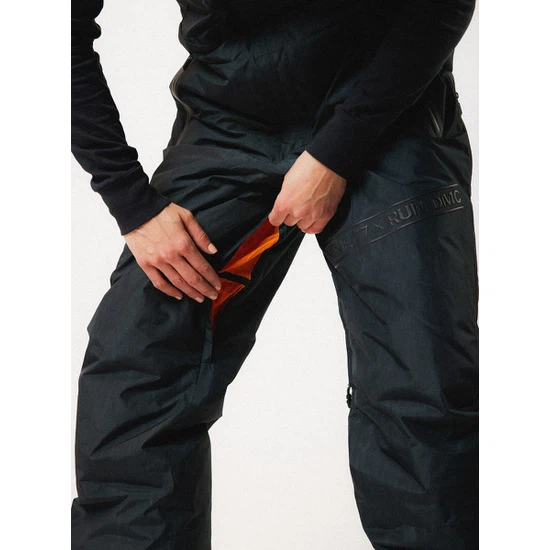 Spodnie Snowboardowe Burton MINE77 x Run DMC GORE-TEX Puffer Bib (Black Distressed Print) FW24_6