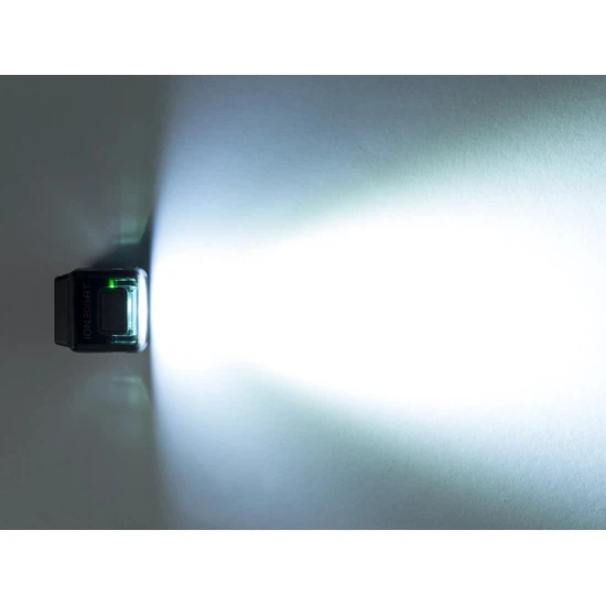 Przednia lampka rowerowa Bontrager Ion 200 RT (Czarny Anodowany)_3