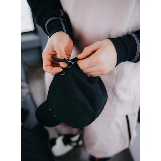 Czapka Z Daszkiem Burton Futuretrust Dad Hat (True Black) FW25_5