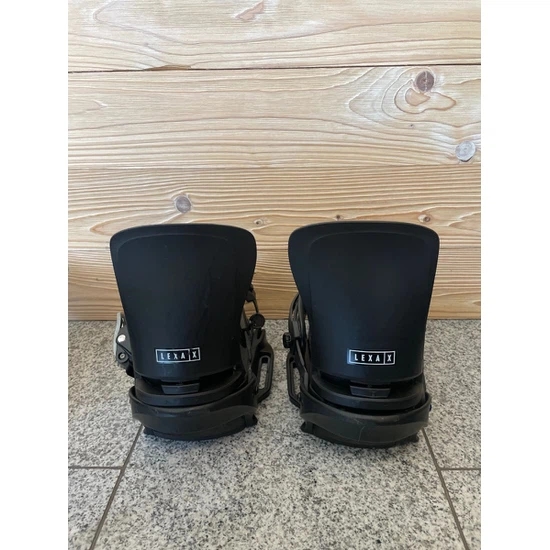 Potestowe Wiązania Snowboardowe Burton Lexa X EST (True Black)_1